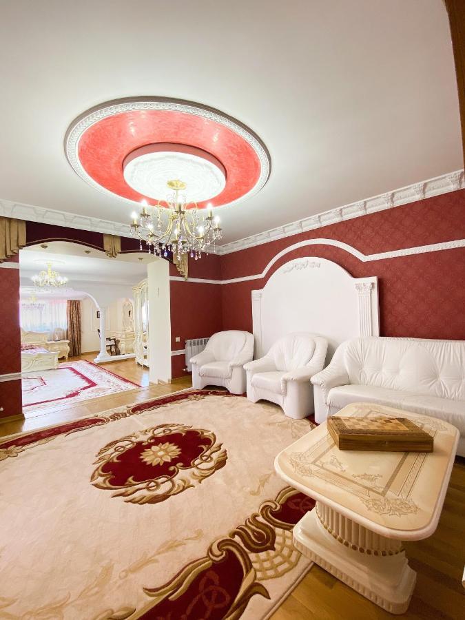 Петрос Family Hotel 야렘체 외부 사진